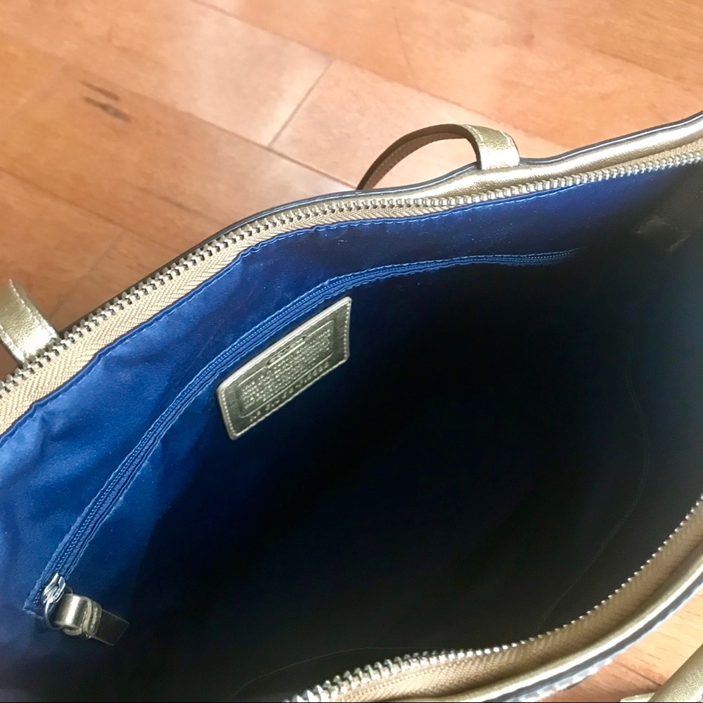 Coach Signature MultiColor Stripe Tote - Picture 6 of 8